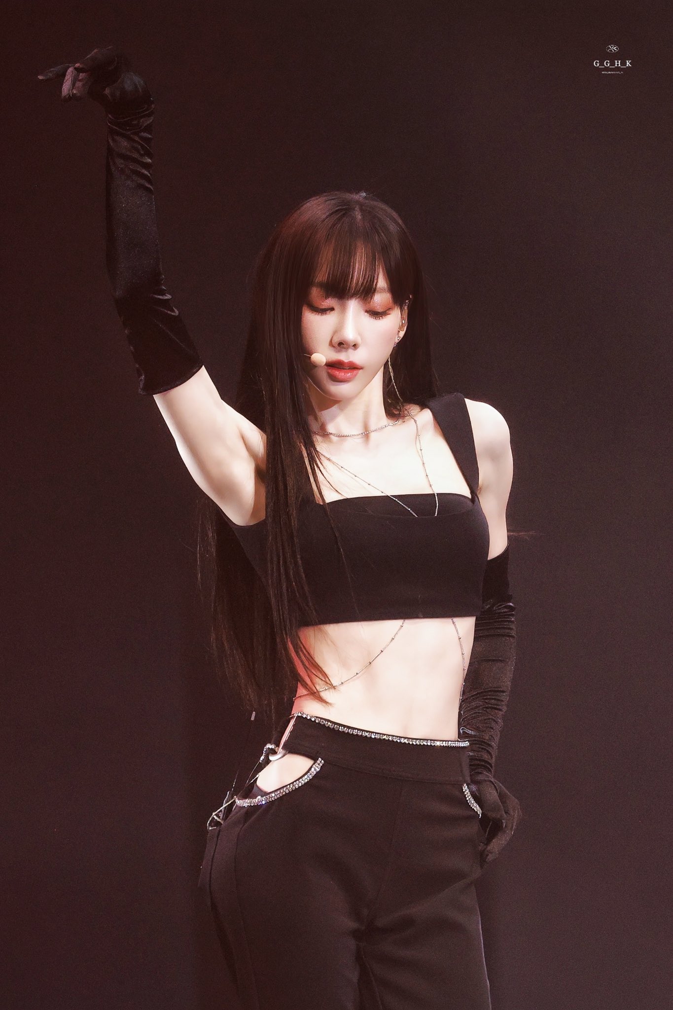 [잡담] 태연이 흑백 스타일링인데 둘 다 잘어울려 - 인스티즈(instiz) 연예 카테고리