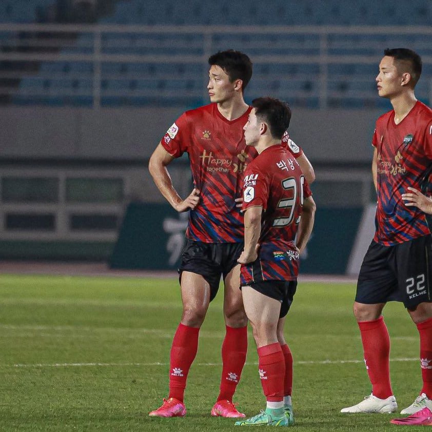 [잡담] 조규성 어렸을 때 진짜 말랐어 | 인스티즈