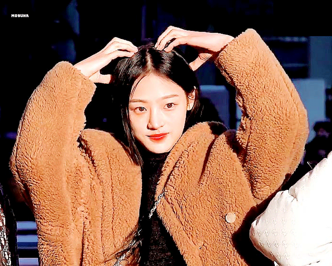 [잡담] 민지 오늘 진짜 곰이네 | 인스티즈