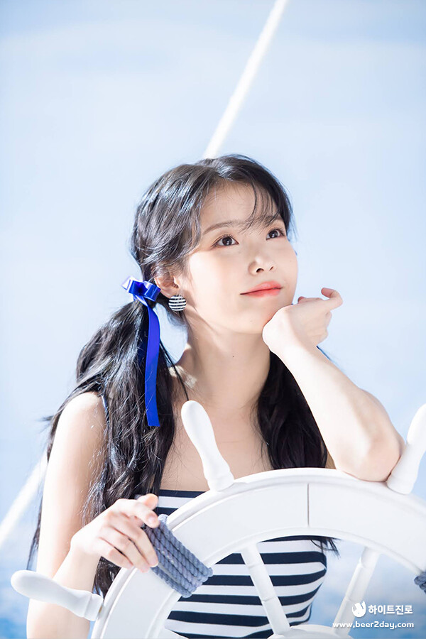 [잡담] 아이유 이 스타일링 완전 아이돌같아🐰 | 인스티즈