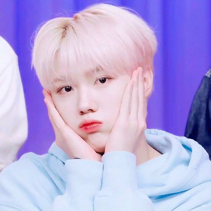 [잡담] 내 기준 탈색 진짜 잘 어울리는 돌 | 인스티즈