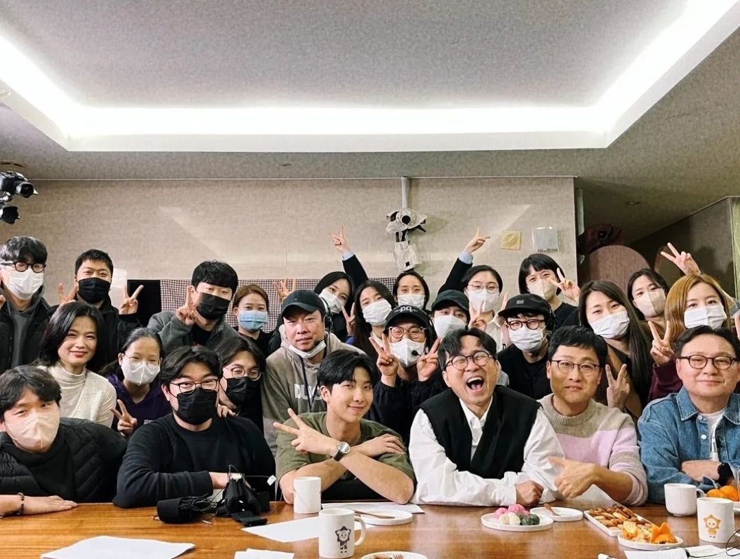 [잡담] 장항준 감독님 되게 행복해보임 | 인스티즈