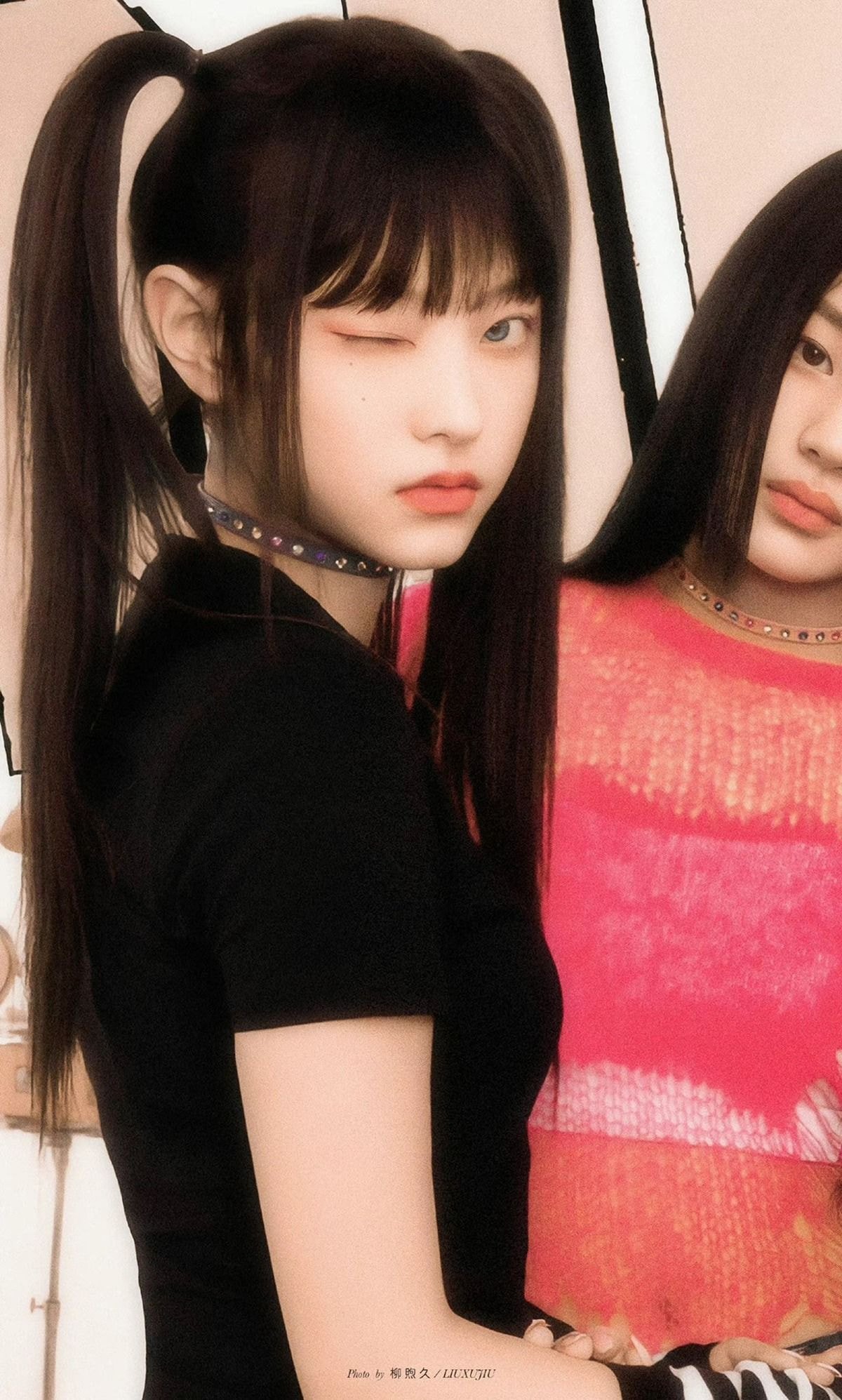 [잡담] 해린 이제 대놓고 오타쿠저격 화보를 찍네 | 인스티즈