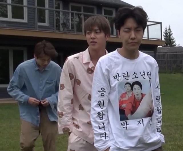 [잡담] 원래 남자들 잘 때 헐벗고 자나? 방탄 왜 대부분이 벗고 주무세여 | 인스티즈