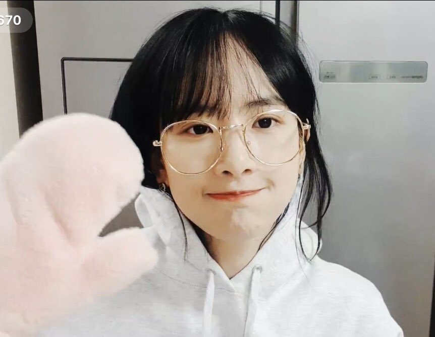 [잡담] 설아언니 얼굴 자랑합니다 진짜 너무너무 예쁨 | 인스티즈