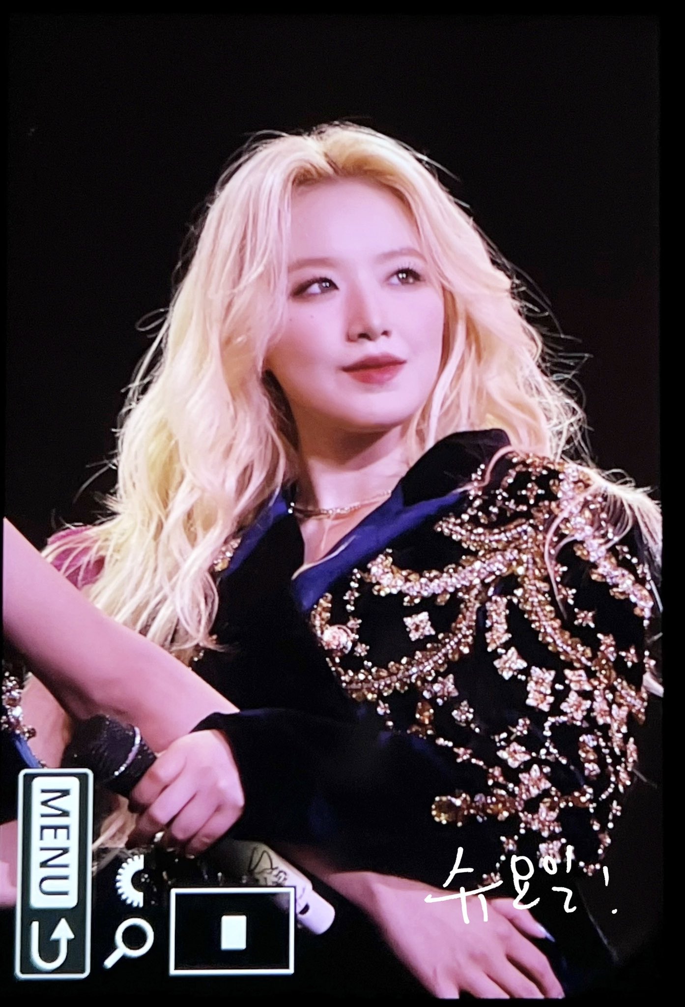 [잡담] 어제 오늘 슈화 얼굴 진짜 미쳤어 | 인스티즈