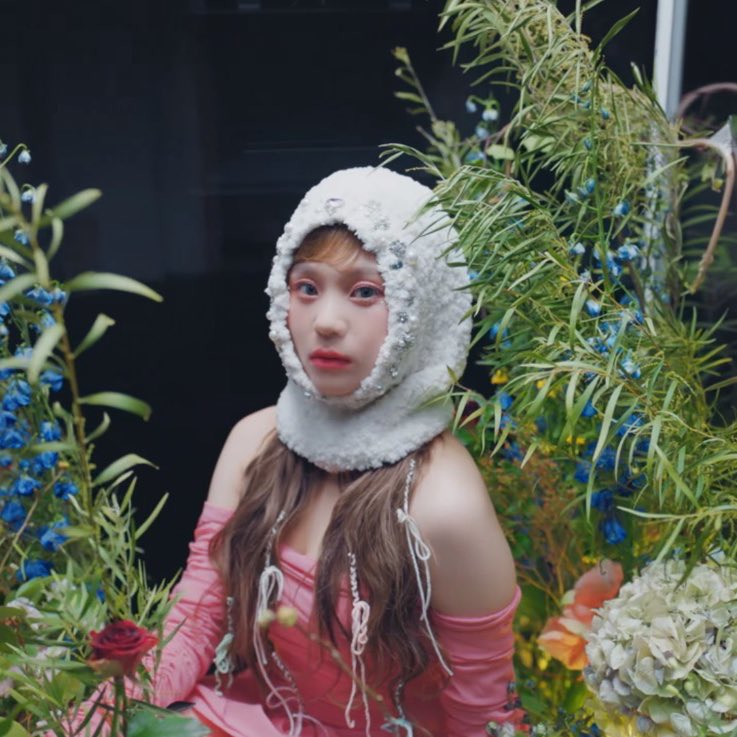 [잡담] 이게 어떻게 동일인물..? | 인스티즈