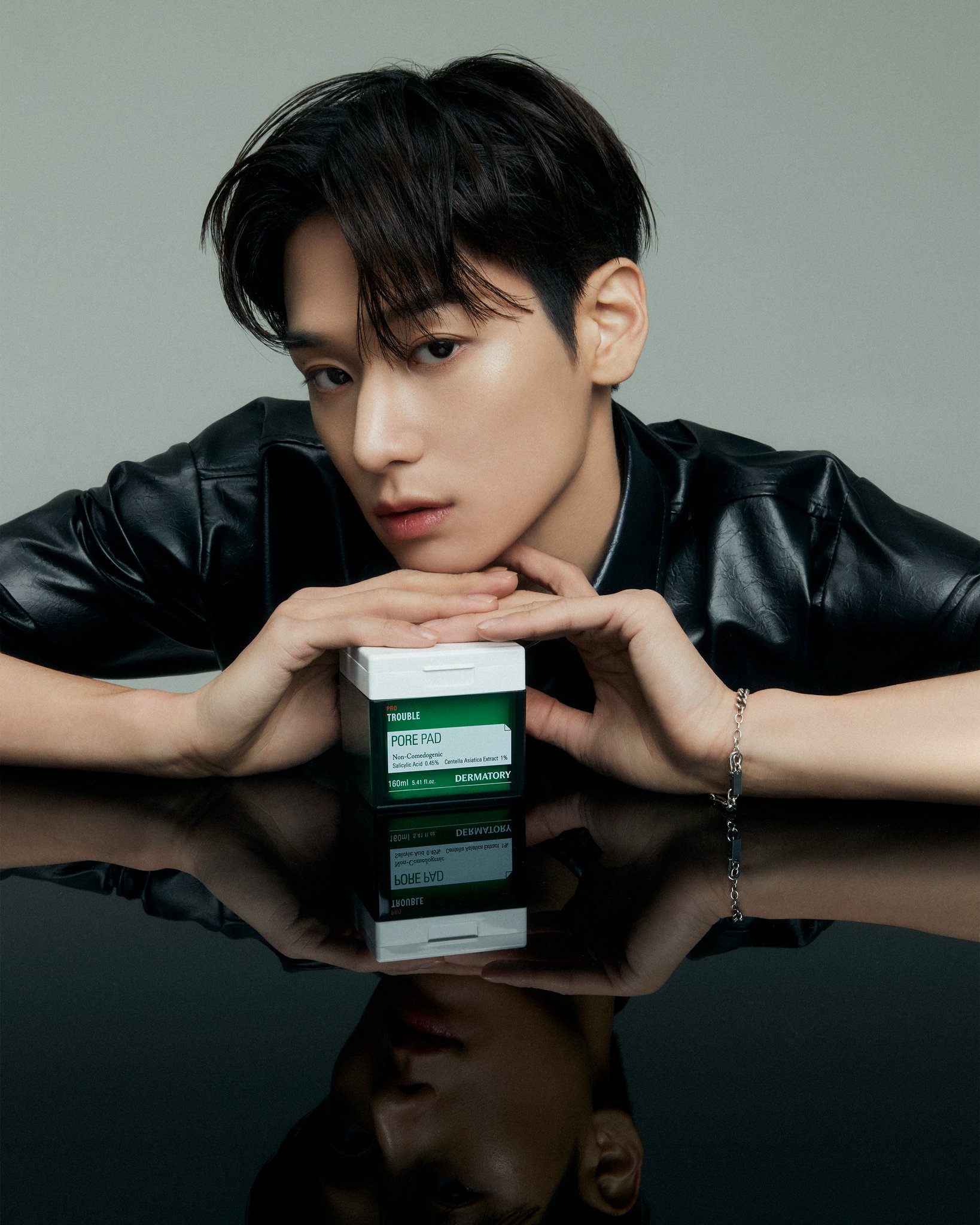 [잡담] 어떻게 이게 기초브랜드 모델? | 인스티즈