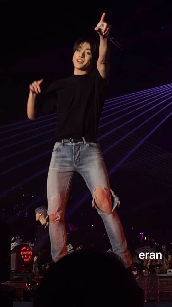 [잡담] 이런 피지컬 가지고 있는 애랑 화보를 안찍었다? | 인스티즈