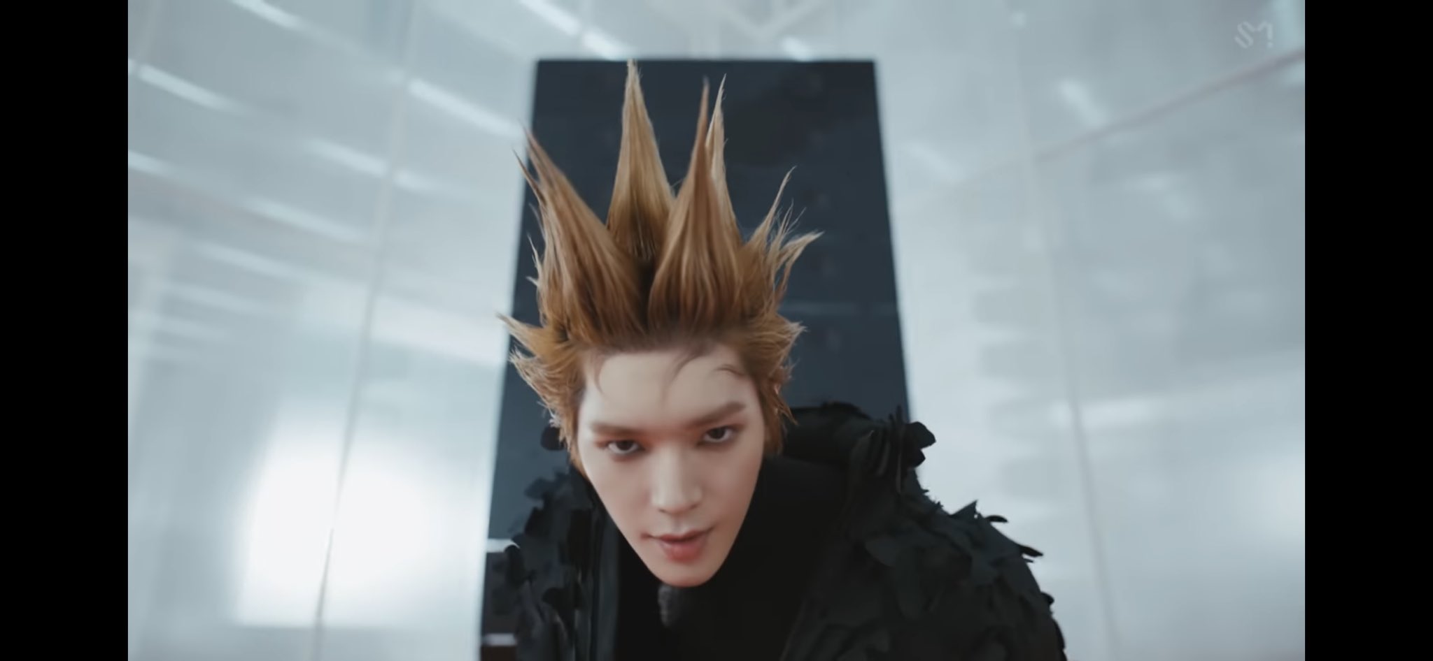 [잡담] 시대를 앞서갔던 머리 드디어 돌아왔다! | 인스티즈