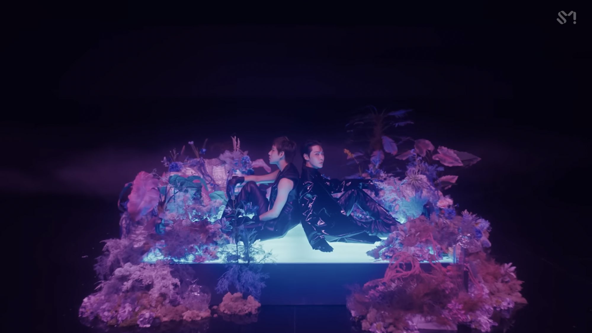 [잡담] 사부작즈 최애 뮤비보고 기절 | 인스티즈