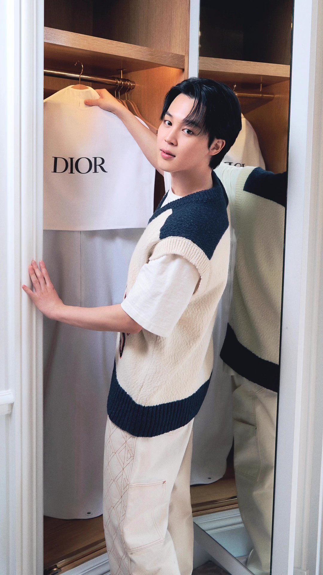 [잡담] 박지민 디올 너무 옙브다ㅜㅜㅠㅠㅠㅠㅠ | 인스티즈