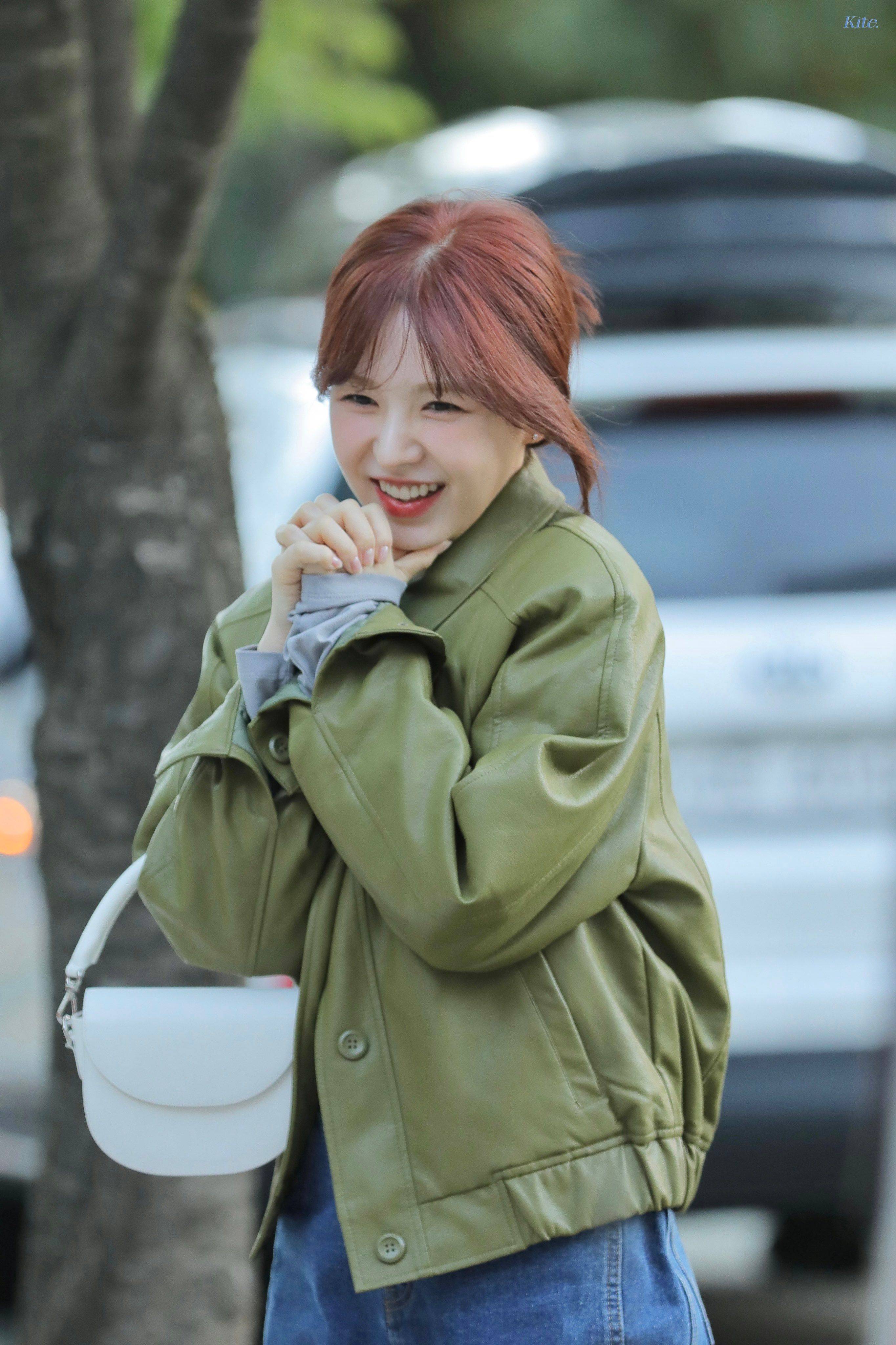 [잡담] 웬디 출근룩 내취향이라 요새 많이 참고함 | 인스티즈