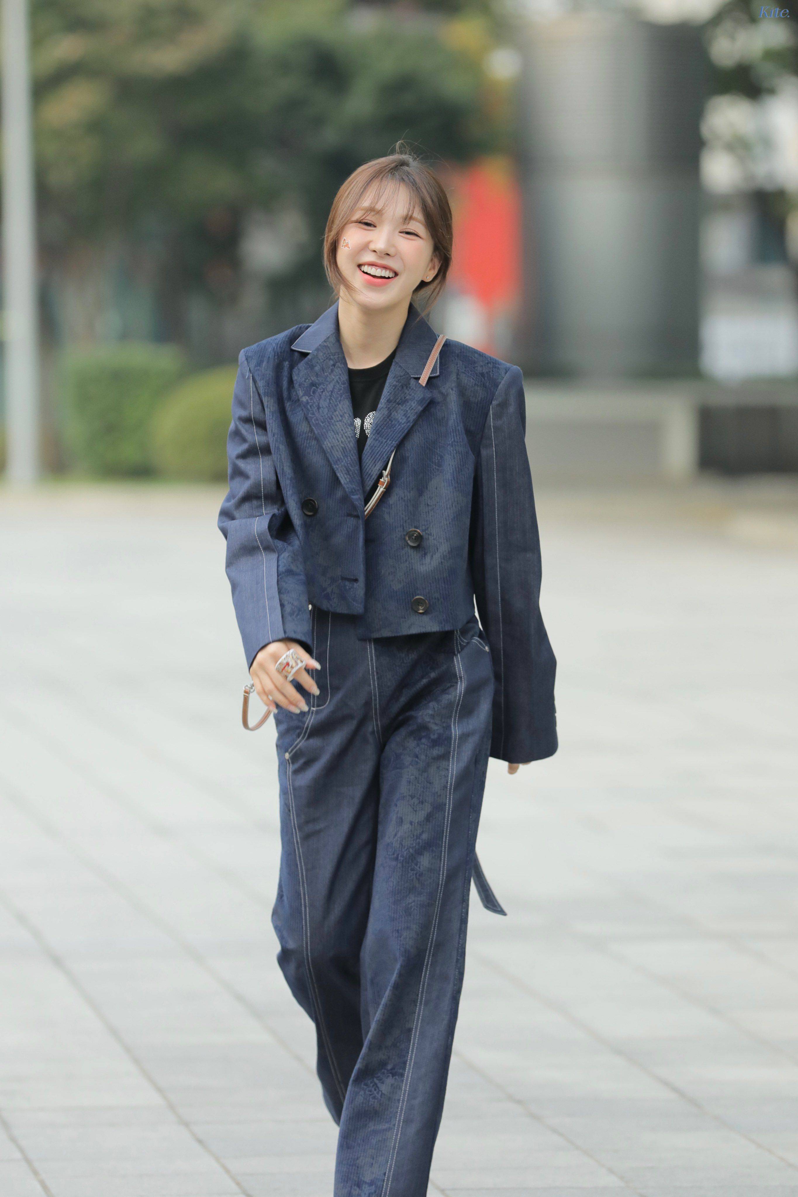 [잡담] 웬디 출근룩 내취향이라 요새 많이 참고함 | 인스티즈