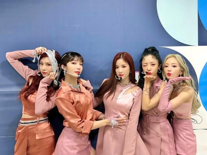 [잡담] 난 진짜 에이핑크가 올해 13년차 12주년이라는게ㅋㅋㅋ | 인스티즈