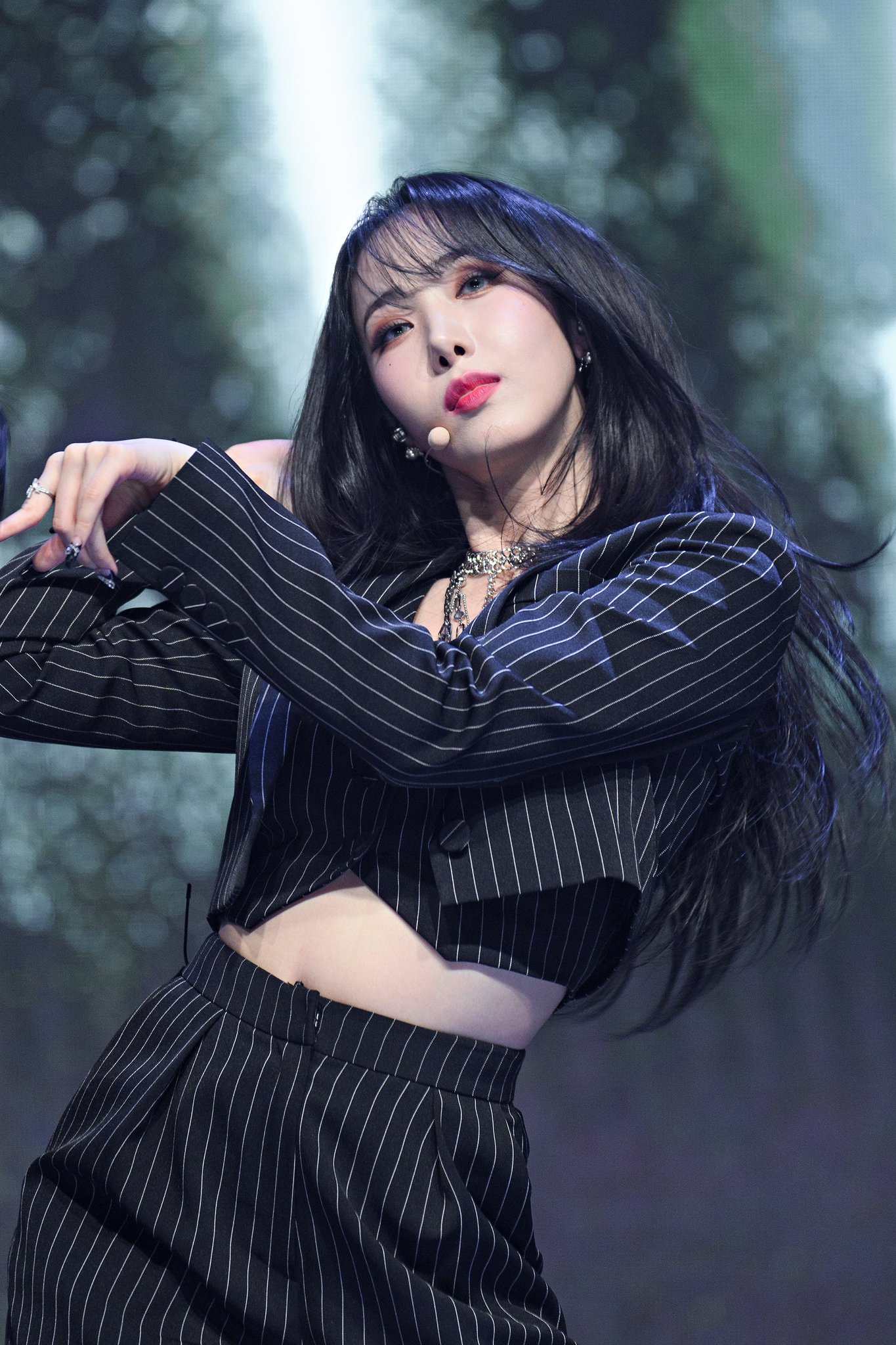 [잡담] 비비지 컴백 쇼케이스 고화질 사진 레전드 | 인스티즈