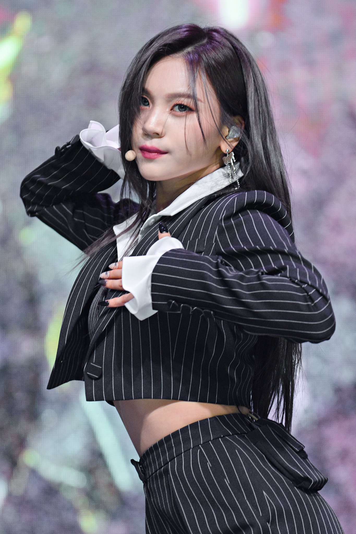 [잡담] 비비지 컴백 쇼케이스 고화질 사진 레전드 | 인스티즈