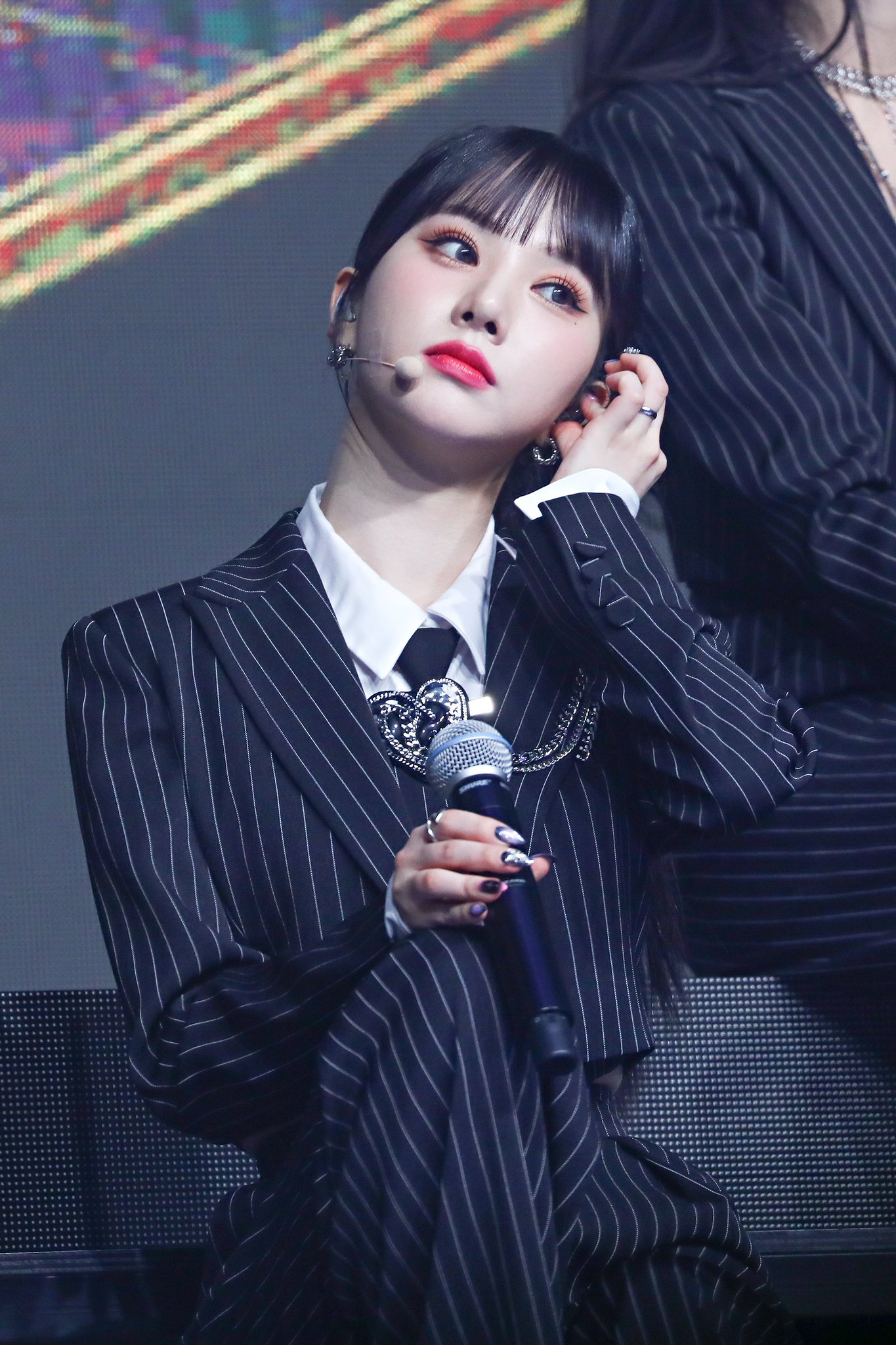 [잡담] 비비지 컴백 쇼케이스 고화질 사진 레전드 | 인스티즈