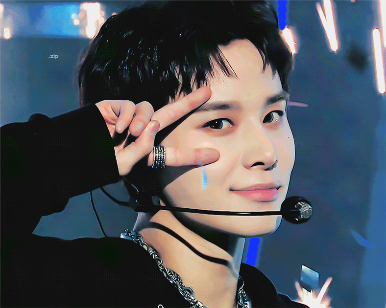 [잡담] 정우 머리색이랑 기장 따라서 느낌 완전 다름.... (당연함 그렇지만 잘생김) | 인스티즈