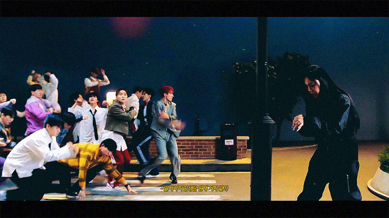 [잡담] 파이팅해야지 뮤비에서 영지 뒤에서 둠칫둠칫하는거 넘 좋음ㅋㅋㅋㅋ | 인스티즈