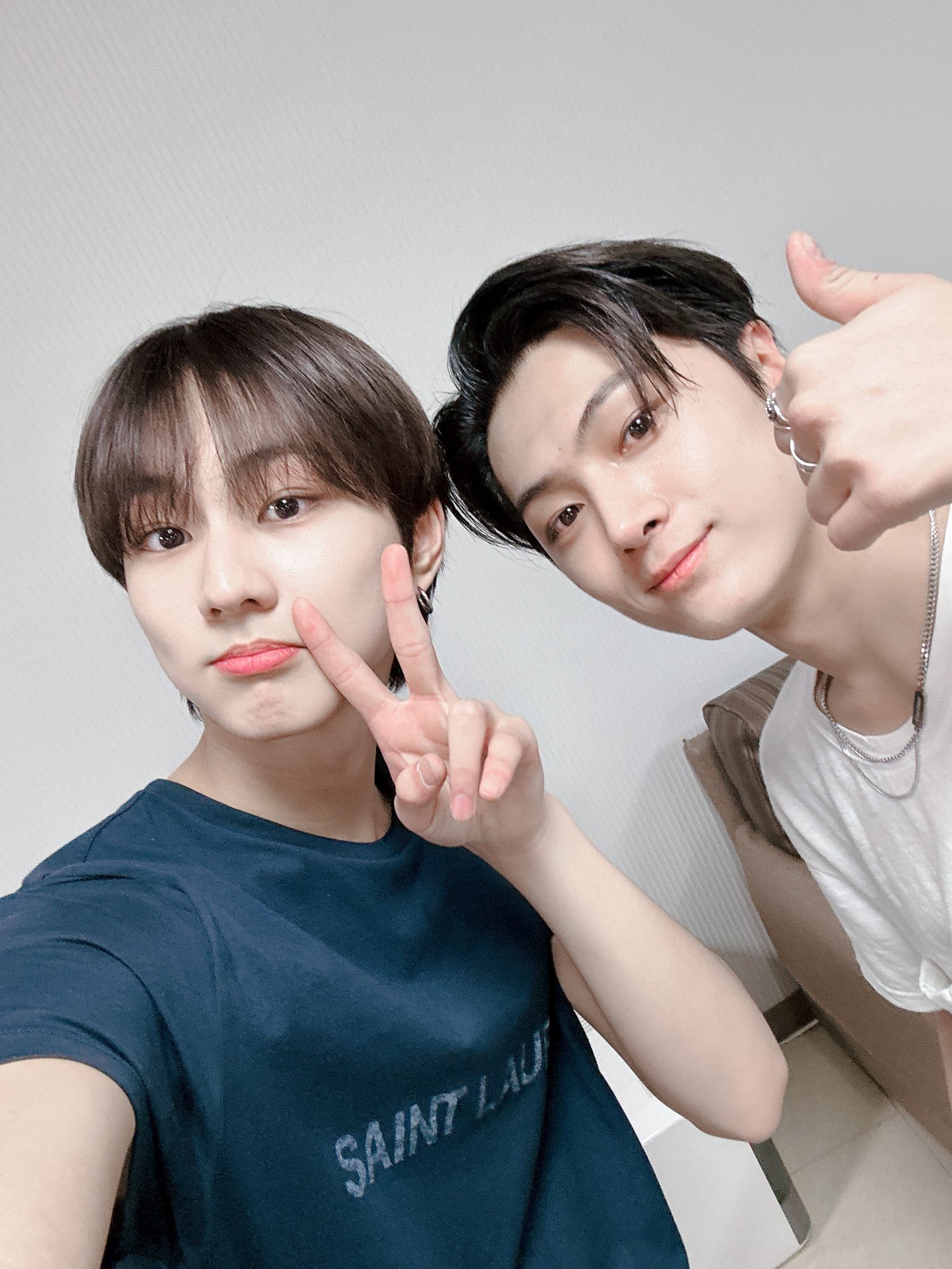 [잡담] 세고최계우유빛깔춤보컬비쥬얼짱천재아이돌최고리더아기고양이 | 인스티즈