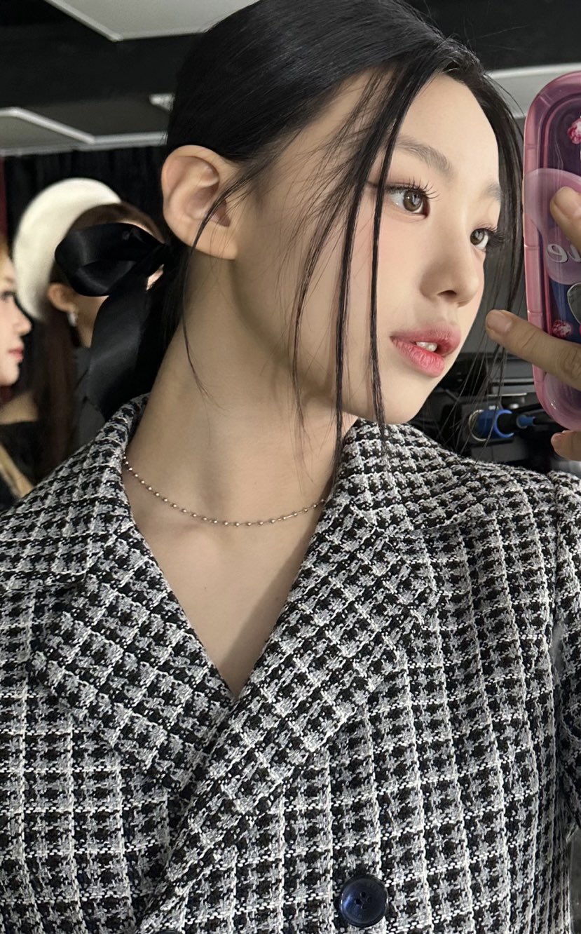 [잡담] 하은이 이 사진 찐으로 잘 나왔네 | 인스티즈