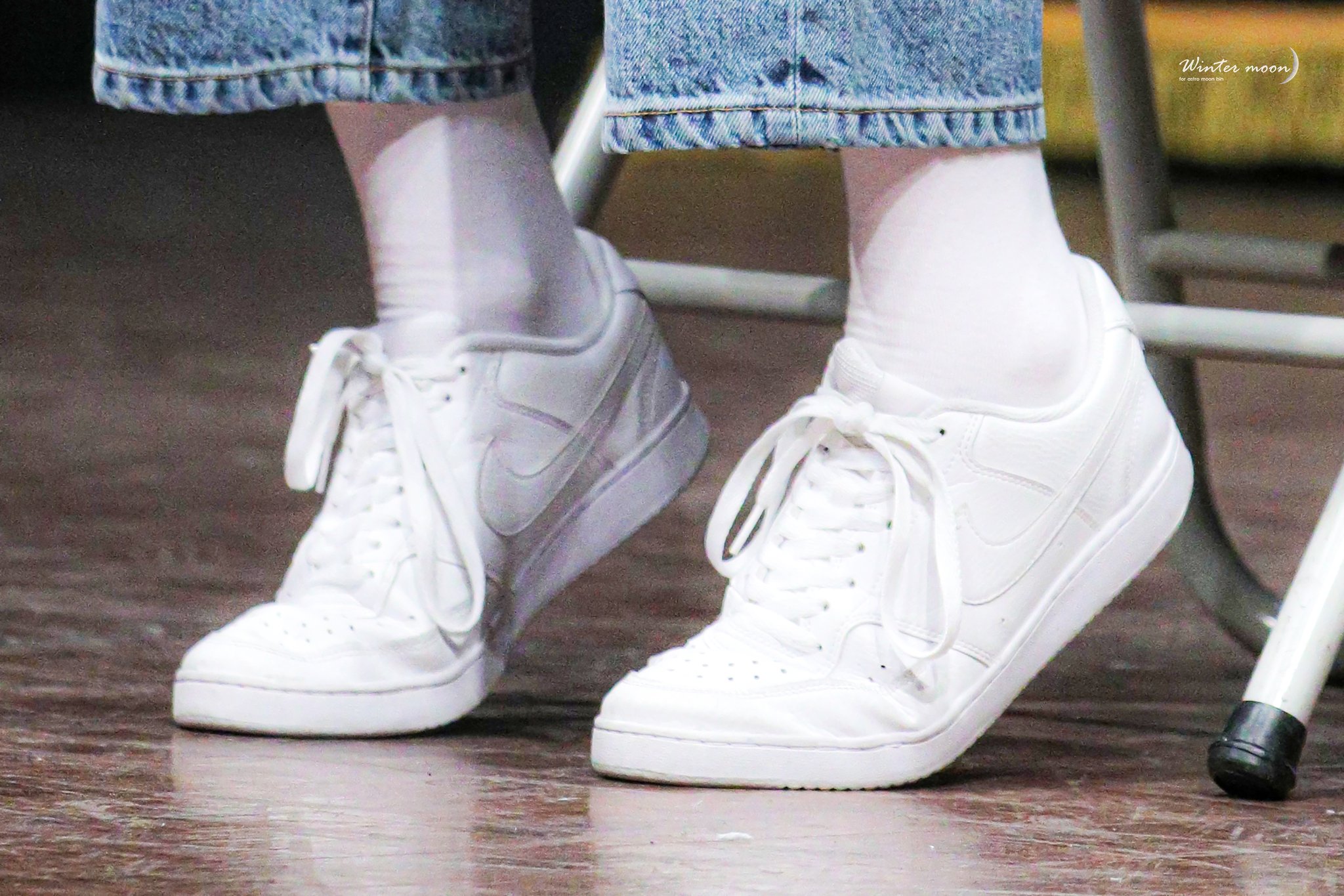 [잡담] 발목만 보면 ㄹㅇ 여돌이래도 믿을듯...... | 인스티즈