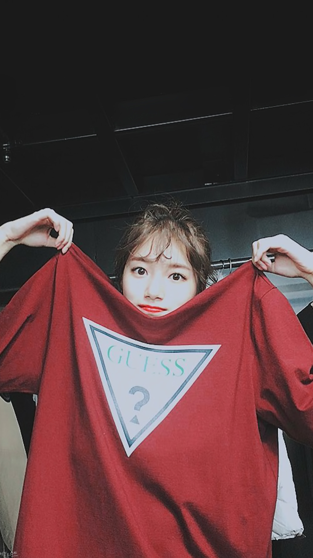 [잡담] 게스 로고 예쁘지 않아? | 인스티즈