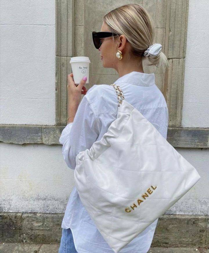 디자인 호불호 많이 갈리는 샤넬백중 하나라는데 익들은 어떰? | 인스티즈