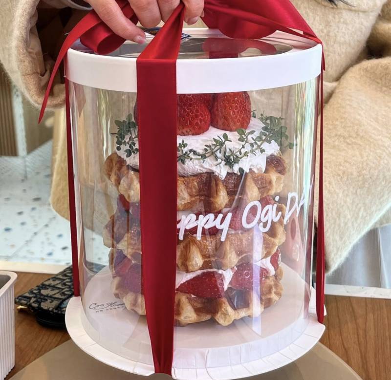 너네 친구한테 생일케이크로 이거 받으면 어때? | 인스티즈