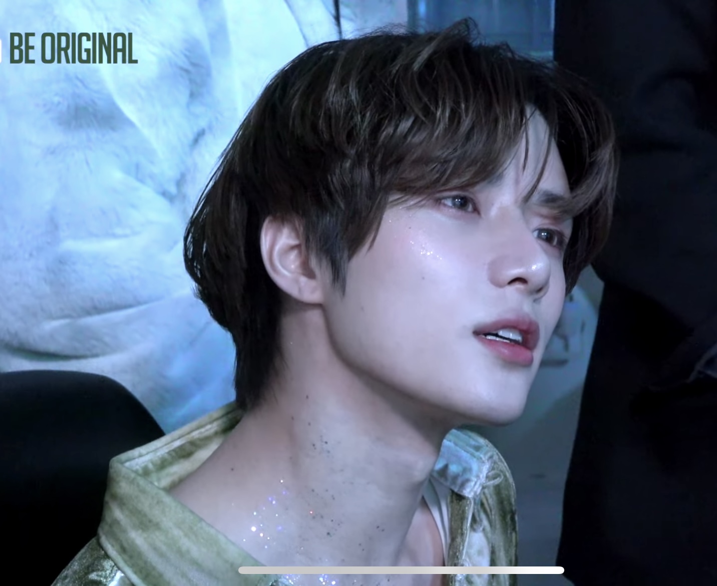 [잡담] 범규 모니터링하는 얼굴이왜이래?? | 인스티즈