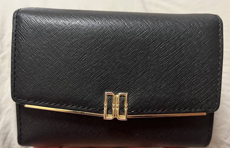 이거 지갑 어떤건지 아는 익 있어? | 인스티즈