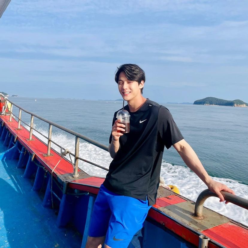 [잡담] 비투비 민혁이 이사진 너무 좋다 | 인스티즈