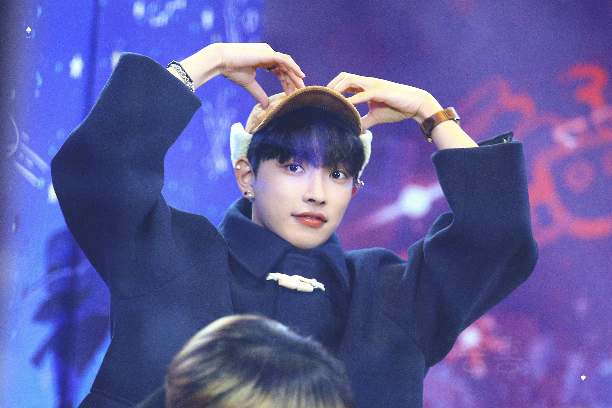 [잡담] 김홍중이 캡틴이라는 거... 너무 가슴이 뻐렁침 | 인스티즈