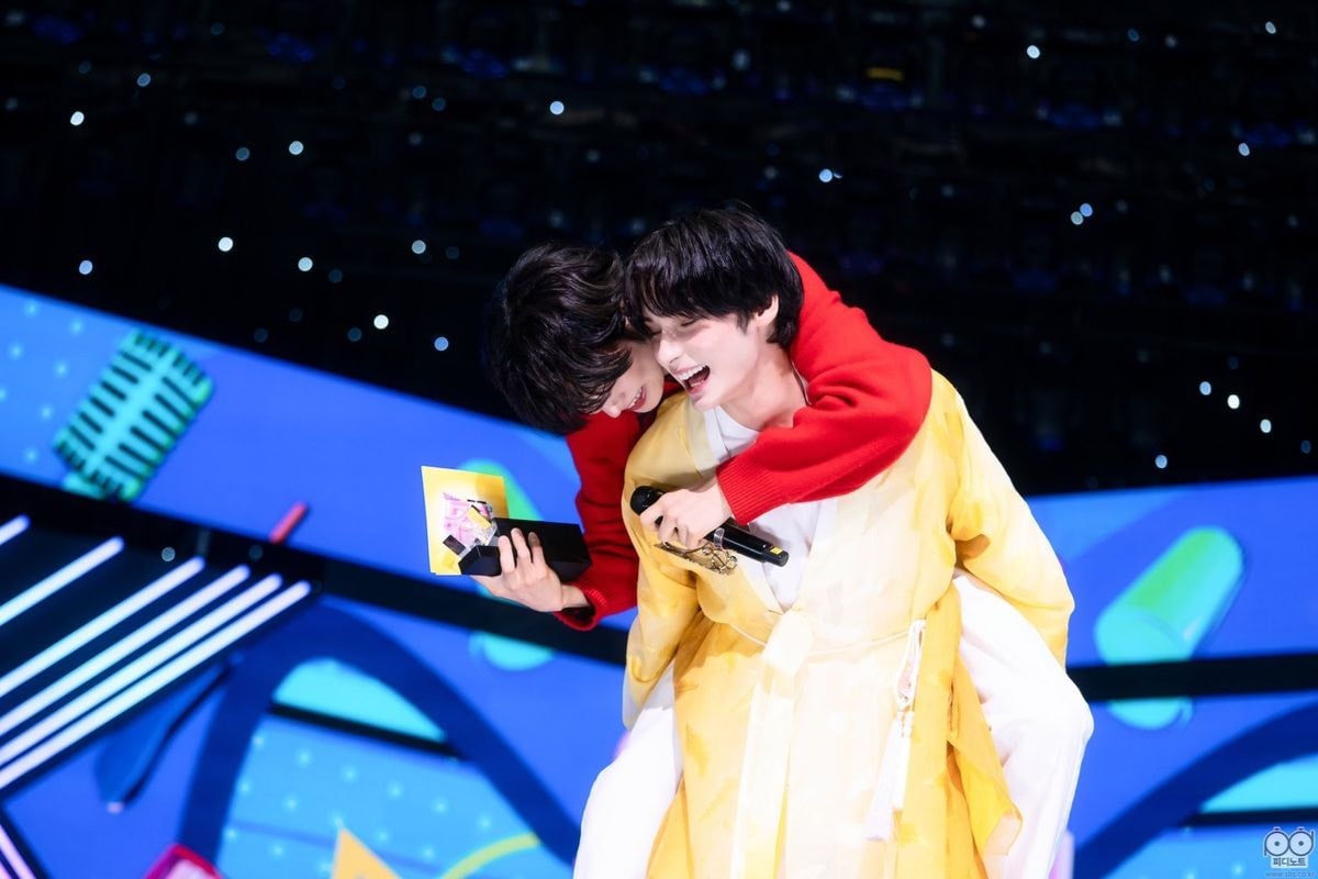 [잡담] 투바투 휴닝카이 연준 이 사진 청춘영화처럼 나왔어 | 인스티즈