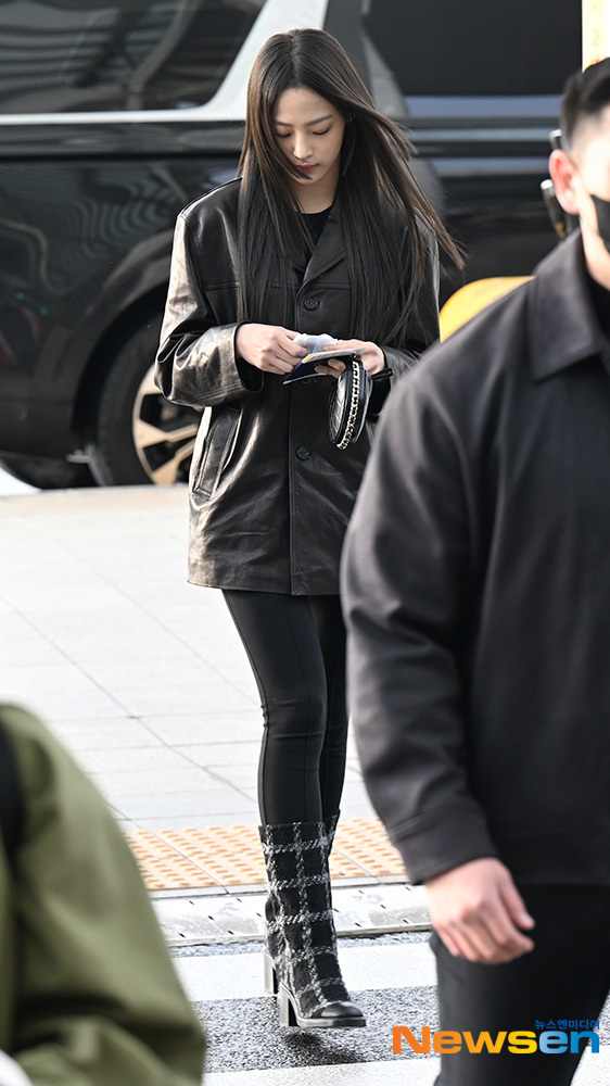 [잡담] 민지 고전미랑 샤넬이랑 잘 어울리네 | 인스티즈