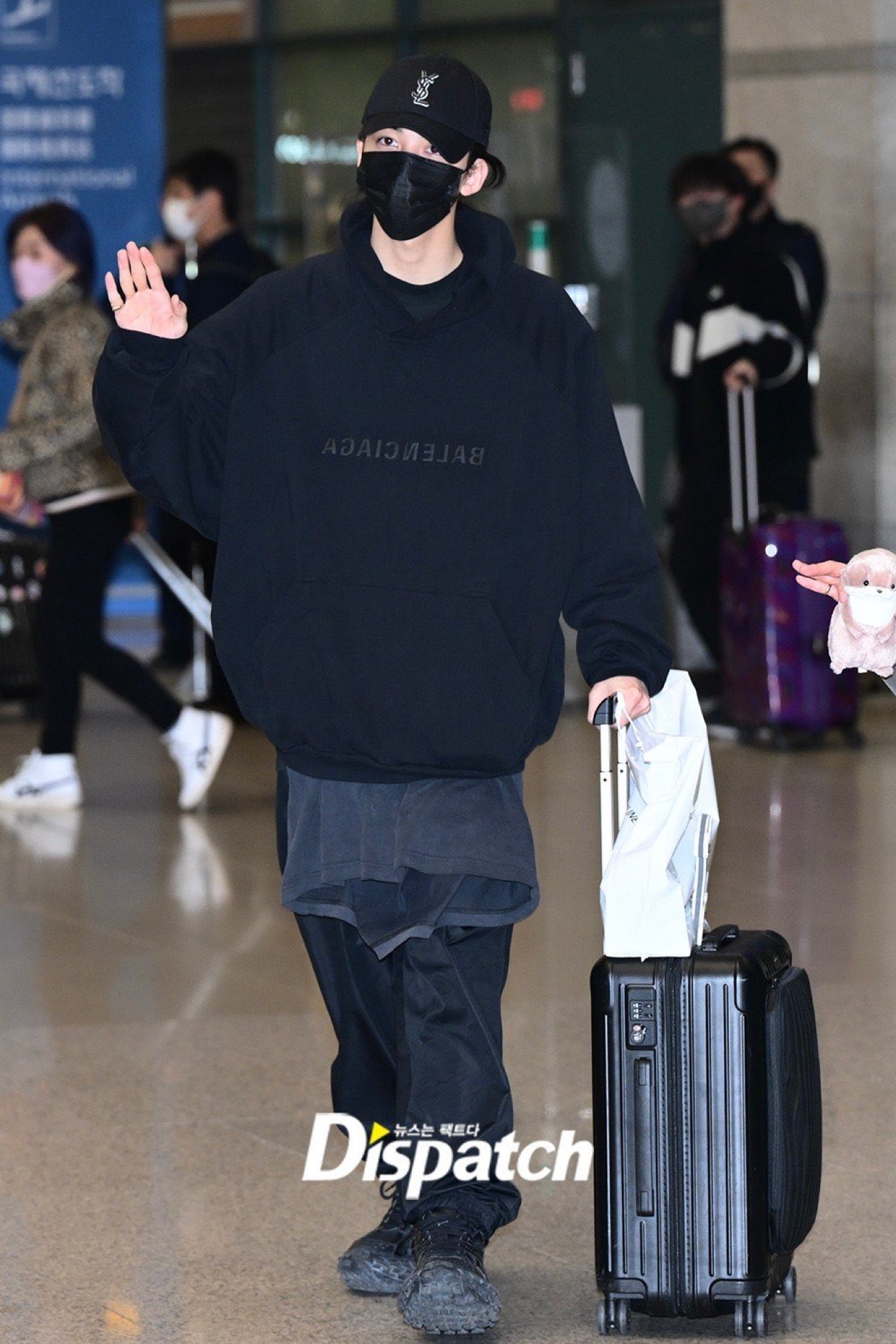 [잡담] 셉 정한 옷 개신기하다 | 인스티즈