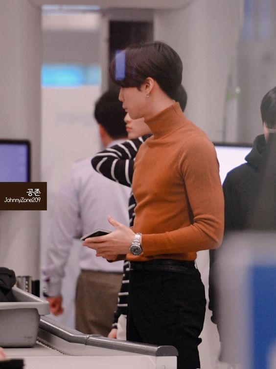 [잡담] 쟈니 얼굴이 너무 좋음 | 인스티즈