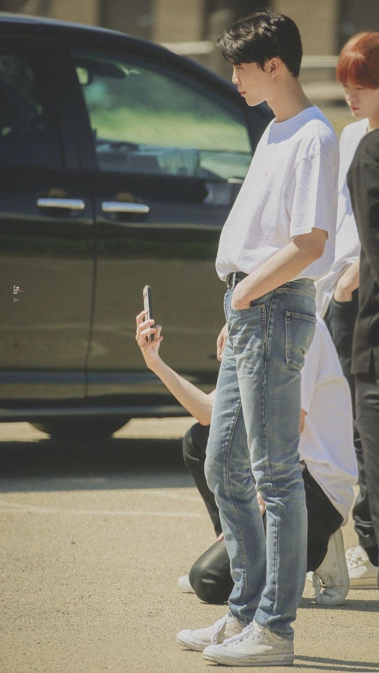 [잡담] 쟈니 얼굴이 너무 좋음 | 인스티즈