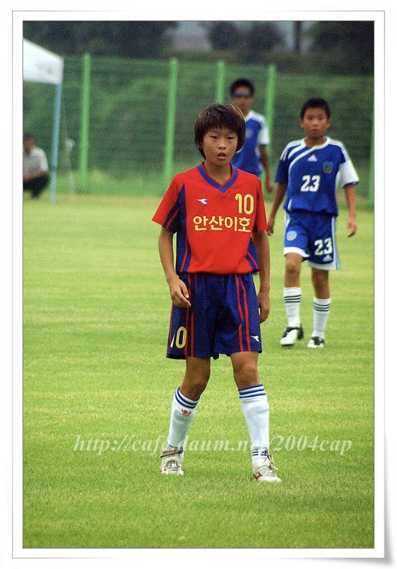 [잡담] 조규성 어렸을 때 진짜 말랐어 | 인스티즈