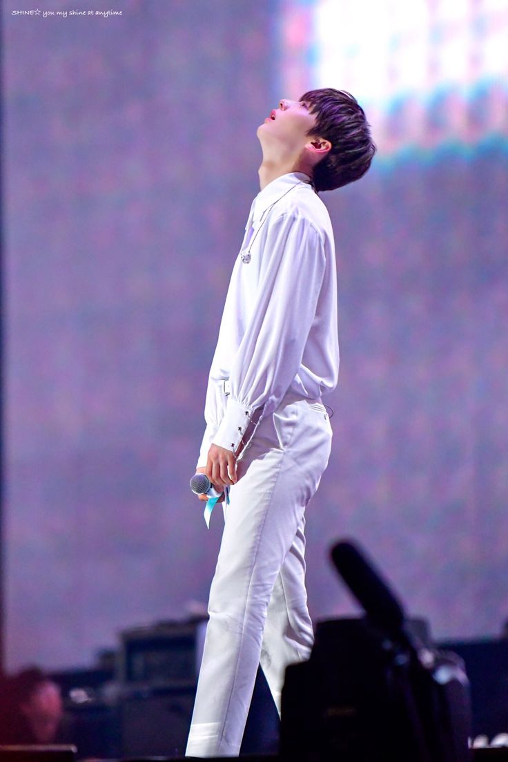 [잡담] 황민현 우는거 갓섬 찢어지는데 너무 예쁘다.... | 인스티즈