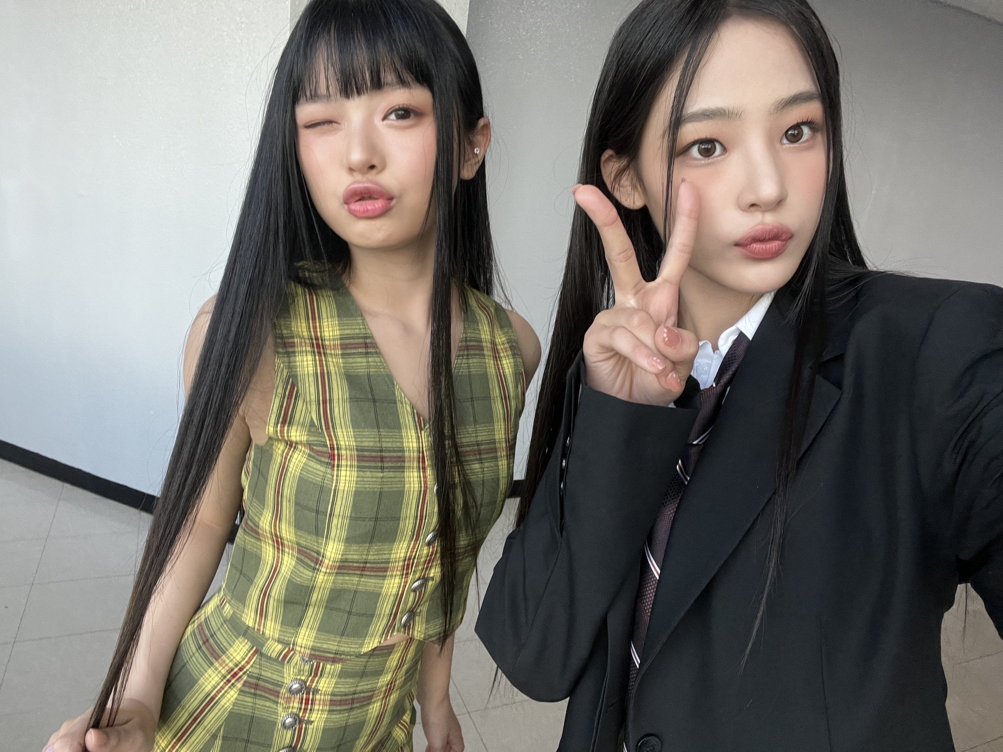 [잡담] 뉴진스 빵사즈 같이 사진 찍는게 좋은 이유 | 인스티즈