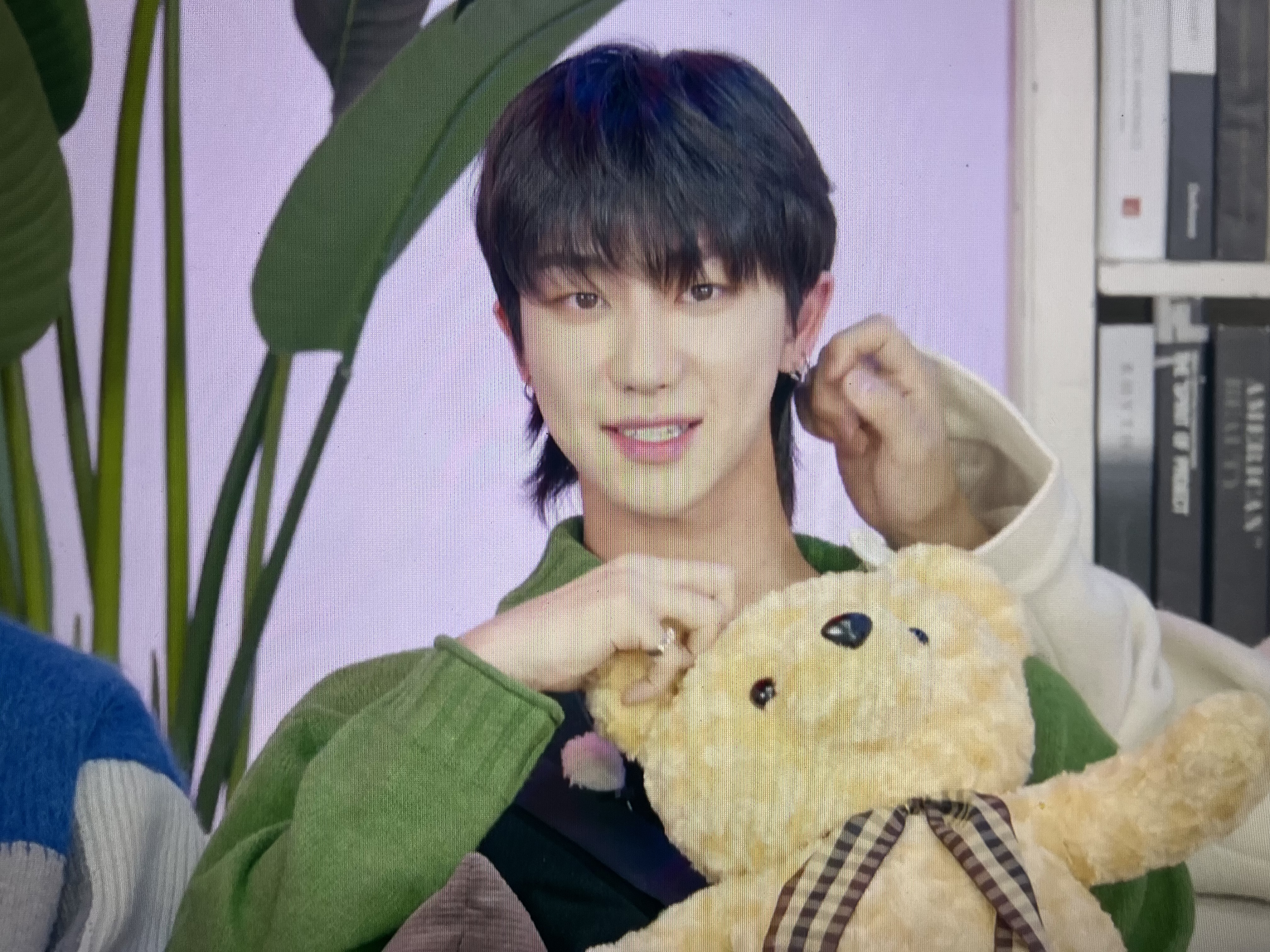 [잡담] 새삼 세븐틴 얼굴관리 진짜 잘하는듯 덕질할맛나 | 인스티즈