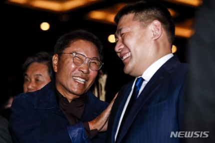 [잡담] 이수만 얼굴 개좋아보인다 | 인스티즈