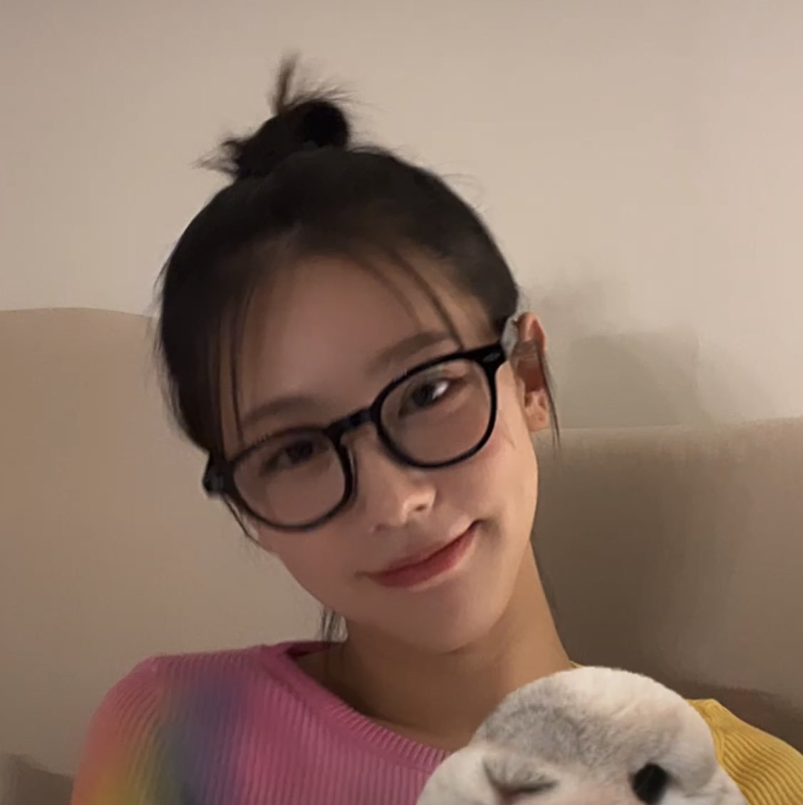 [잡담] 아이들 미연 첫 인스타라방 얼굴 좀 봐... | 인스티즈