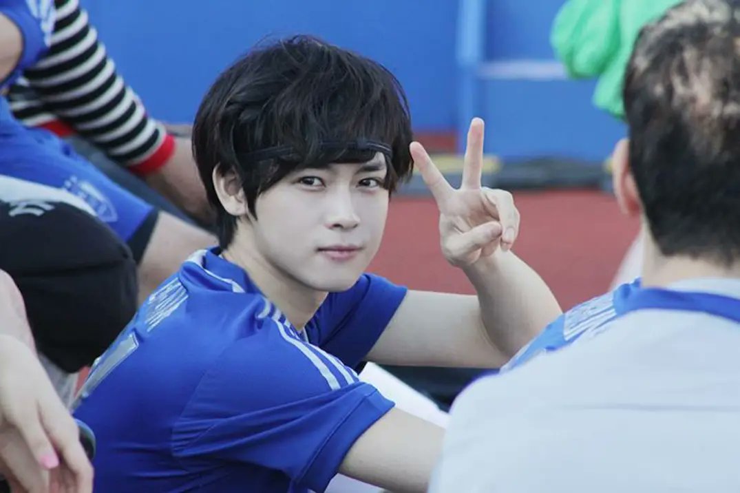 [잡담] 주문 도입부 걔 대국남아 가람의 20살 아기시절 대방출 | 인스티즈