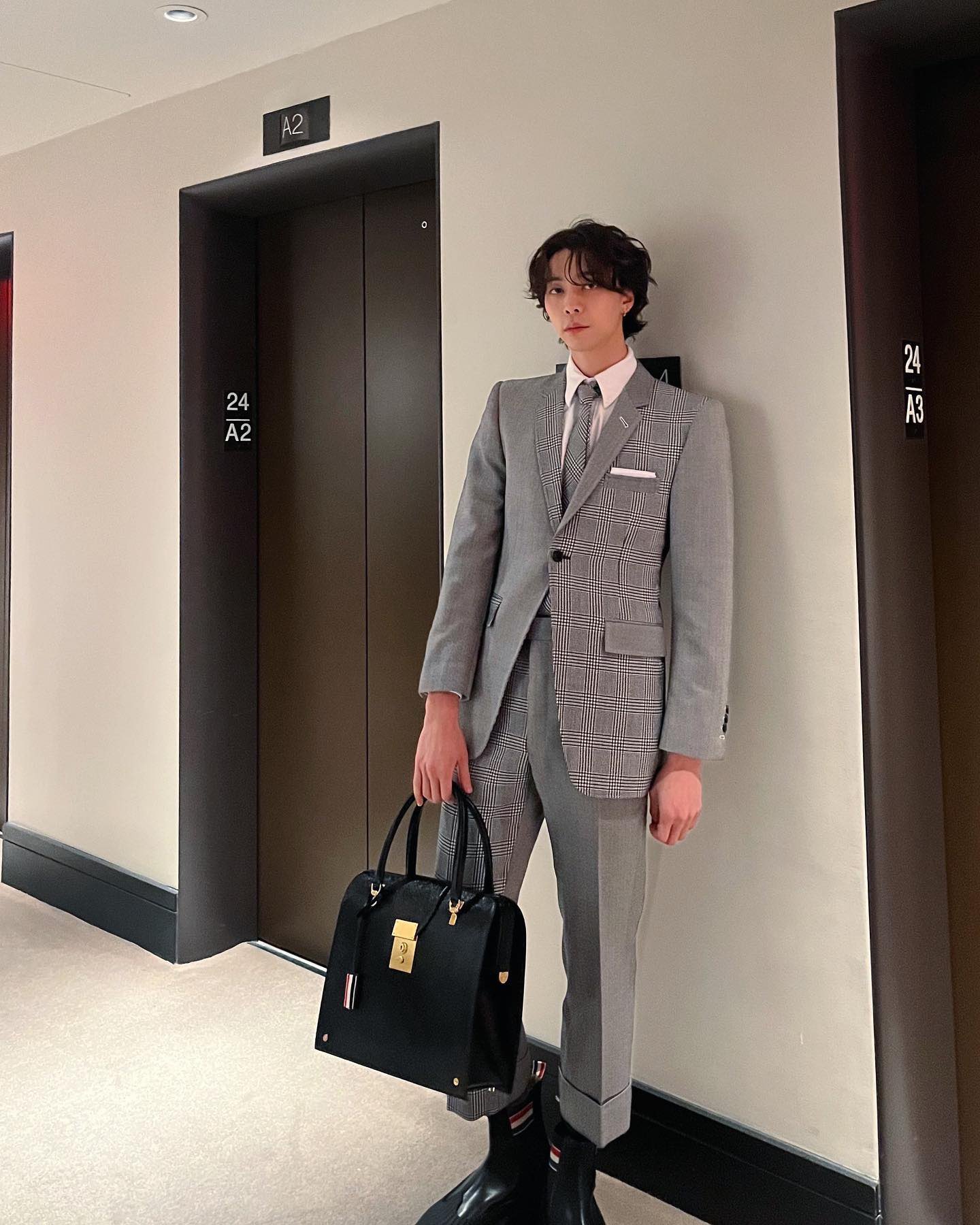 [잡담] 쟈니는 그냥 바로 런웨이 모델해도 되겠다 | 인스티즈