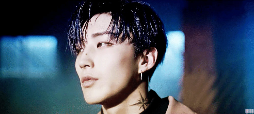 [잡담] 다들 종업이 파란머리 봐주세요 | 인스티즈