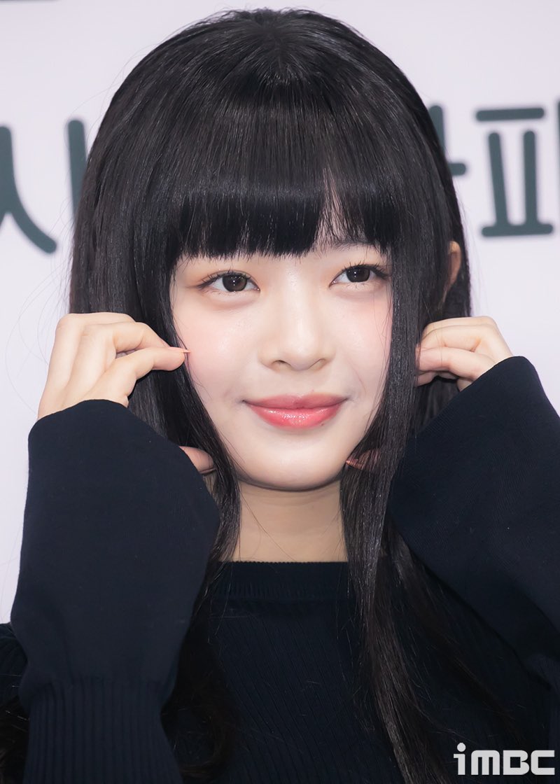 [잡담] 뉴진스 하니 오늘 아기복숭아네,, | 인스티즈