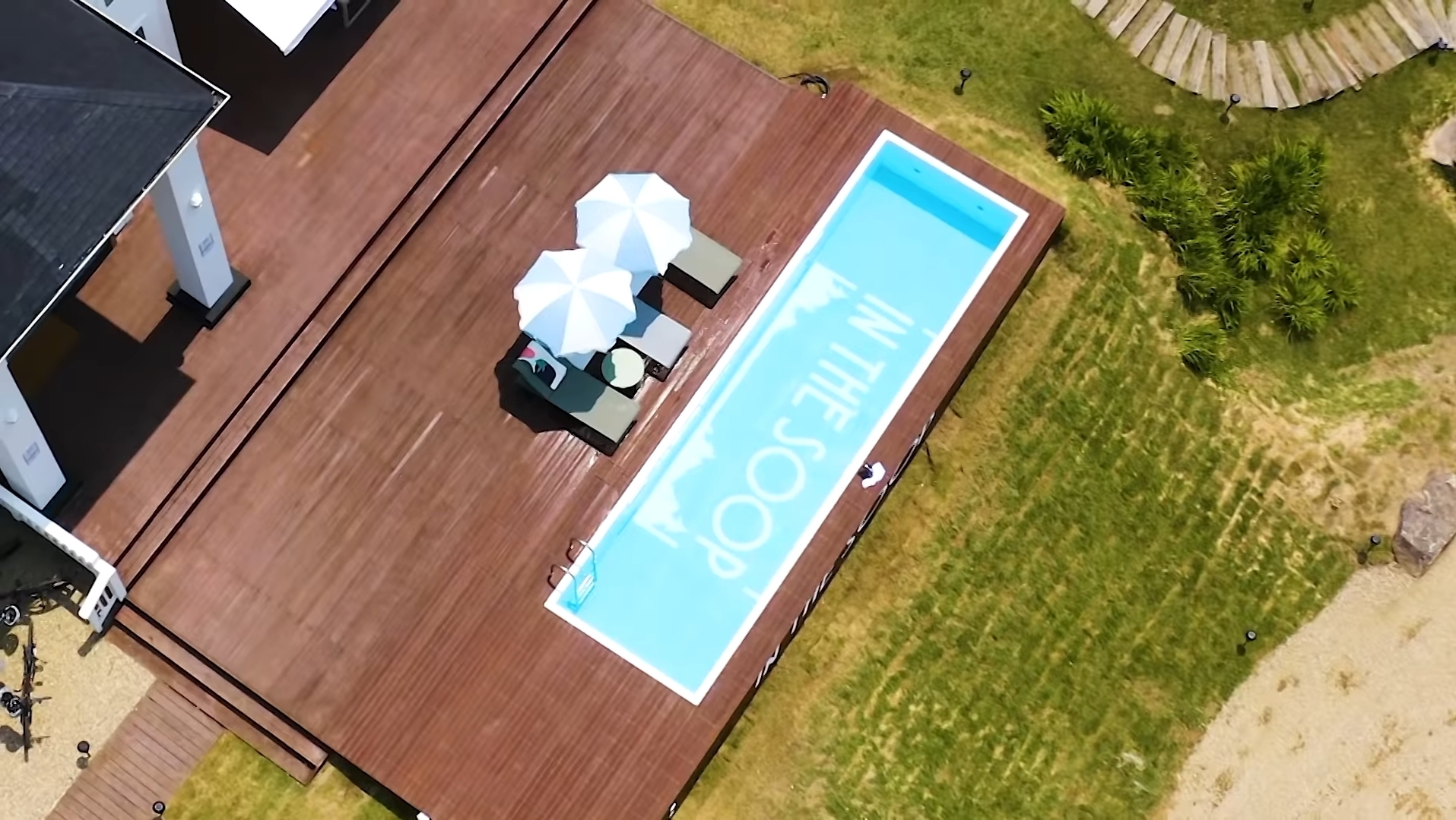 [잡담] 방탄 인더숲 스케일 진짜..하이브의 돈ziral을 볼 수 있음 | 인스티즈